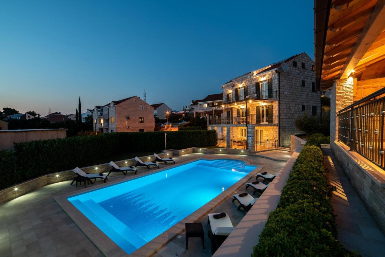 Apartments Sutalo 2 ซัฟทัท ภายนอก รูปภาพ